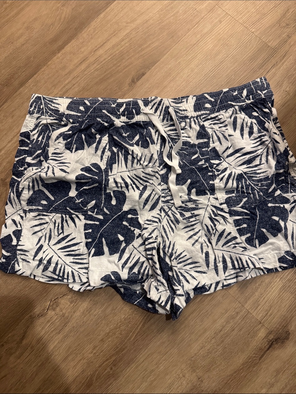 Nautica Navy and White Tropical Leaf Drawstring Athletic Shorts
